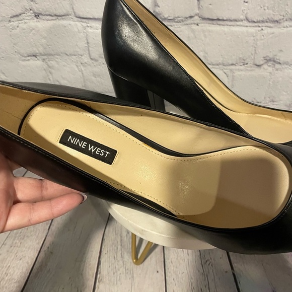 Nine West Black Pointed Toe Heels - Picture 2 of 8